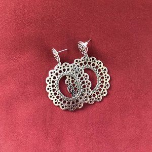 Silver sparkle dangle earrnigs